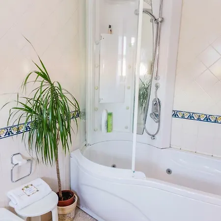 Casal Dos 5 Guest house Minde