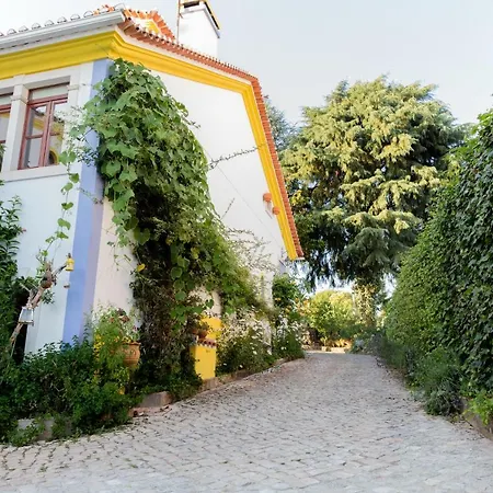 Casal Dos 5 Guest house Minde