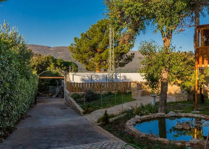 Guest house Casal Dos 5 Minde