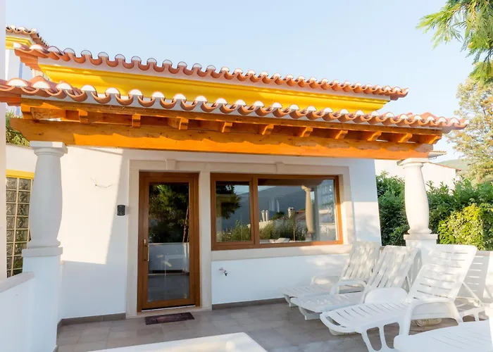 게스트하우스 Casal Dos 5 4*