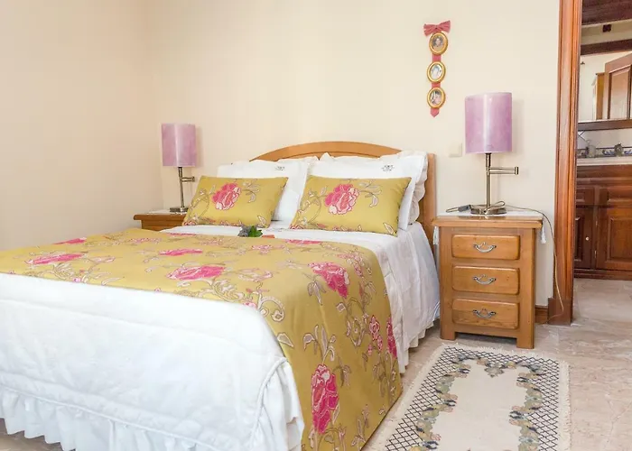 Casal Dos 5 בית הארחה